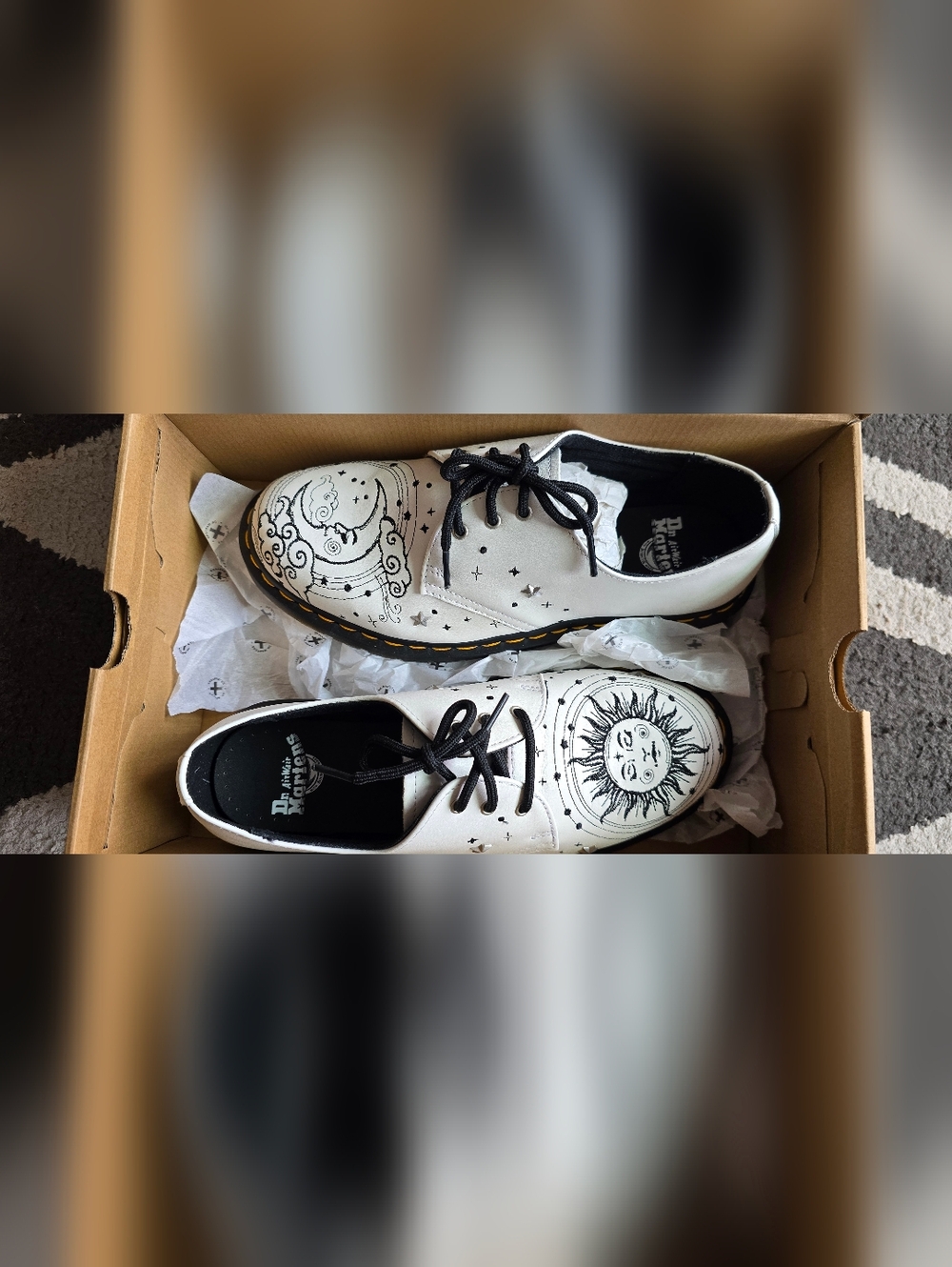 1461 Cosmic Embroidered Leather Oxford ShoesWomens Size 9